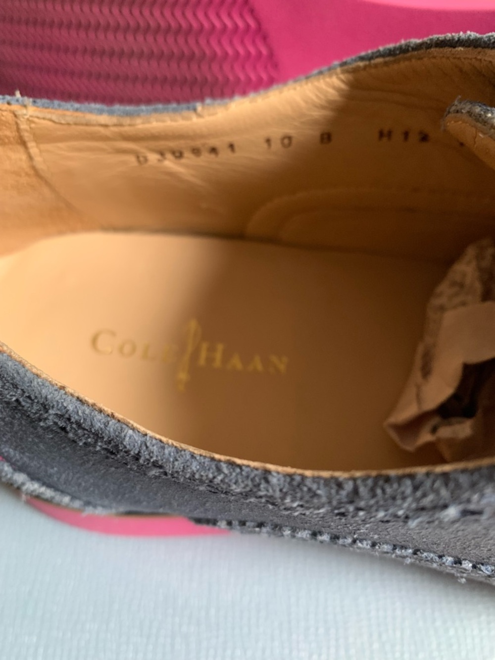 Blue suede shoes by Cole Haan with pink trim and laces EUC size 10 - Picture 5 of 5